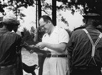 220px-Tuskegee_study.jpg 220px-Tuskegee_study.jpg