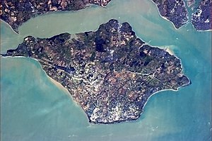 300px-IsleOfWightFromTheISS.jpg